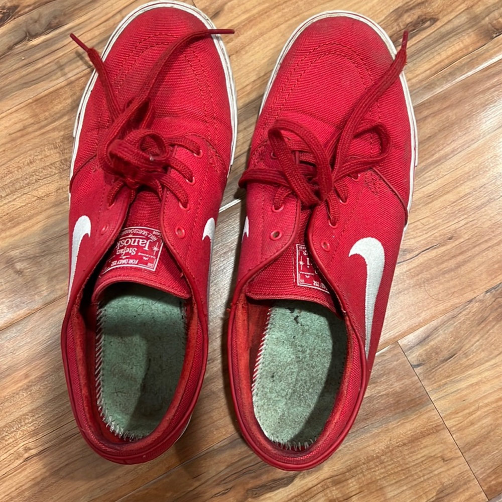 Red Stefan janoski